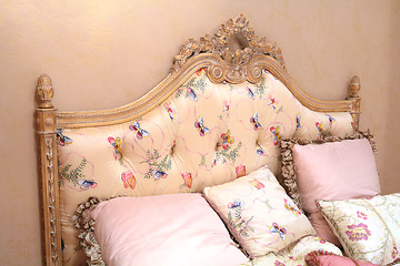 Image showing vintage bed and pillows