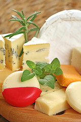 Image showing board of cheese