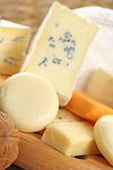 Image showing board of cheese