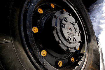 Image showing Old wheel