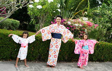 Image showing Family dressed in kimono.