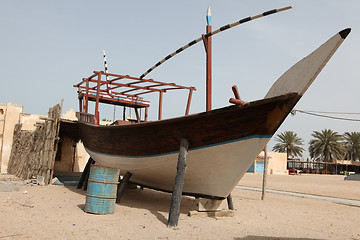 Image showing Beached Arab dhow