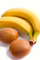 Image showing some fresh kiwi and banana