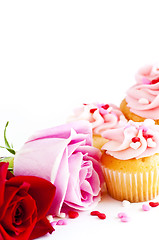 Image showing Cupcakes and flowers