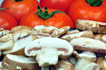 Image showing Tomatoes and mushrooms