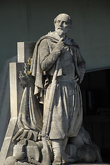 Image showing Statue - man