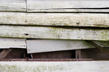 Image showing old grungy wall falling down