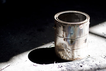 Image showing old paint bucket