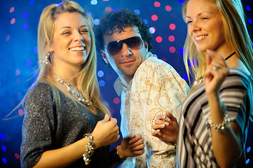 Image showing Friends clubbing