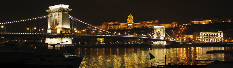 Image showing Budapest panorama with Chain bridge and royal palace