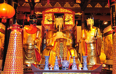 Image showing Chinese buddhist shrine 