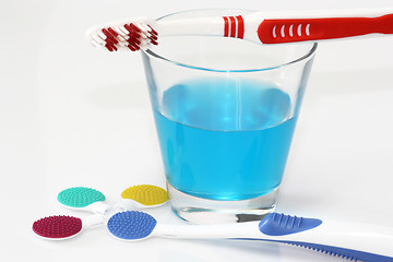 Image showing Tongue cleaner