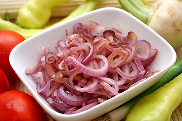 Image showing red onions
