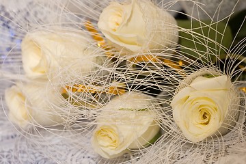 Image showing White roses in the bouquet