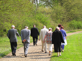 Image showing Family in the park