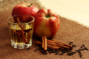 Image showing apple juice