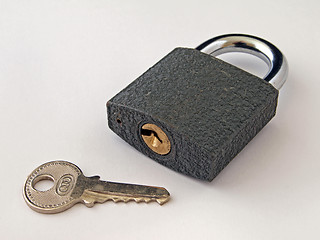 Image showing Padlock and key.      