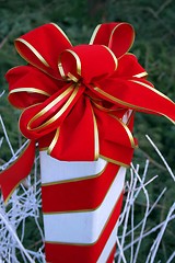 Image showing Christmas bow