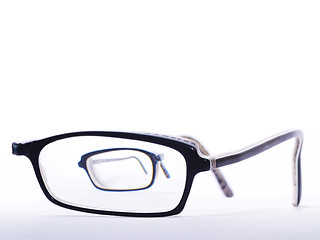 Image showing broken eyeglasses