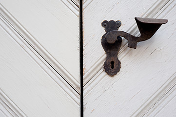 Image showing old door handle