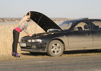 Image showing broken car