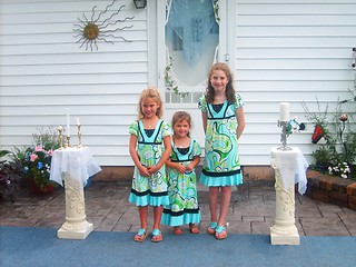 Image showing Three little girls