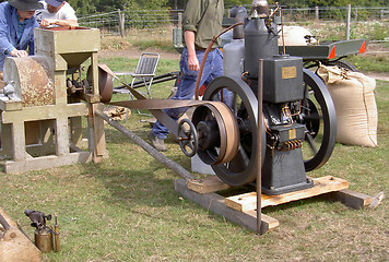 Image showing a old machine