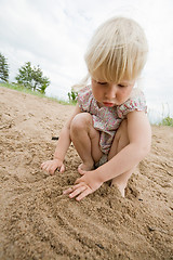 Image showing lines on sand