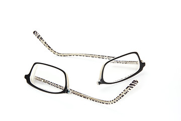 Image showing broken eyeglasses