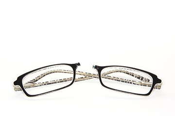 Image showing broken eyeglasses