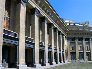 Image showing Colonnade