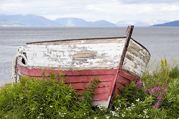 Image showing beached boat