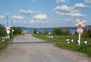 Image showing Splitting road