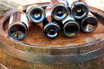Image showing Wine over wood barrel