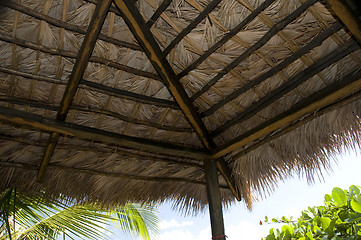 Image showing thatched roof construction nicaragua