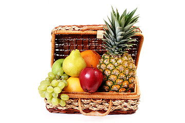 Image showing picnic basket with fruits