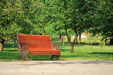 Image showing Alley in the park