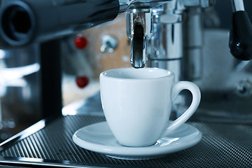 Image showing Preparing coffee