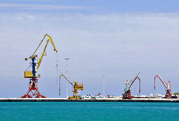 Image showing Cranes, loading equipment, port of Herakleion