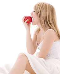 Image showing red apple