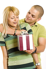 Image showing man giving a present to his girlfriend