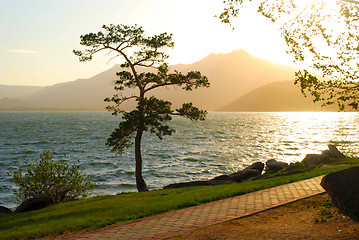 Image showing beauty lake