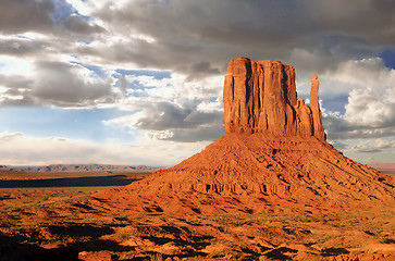 Image showing Monument Valley Buttes With Clouds