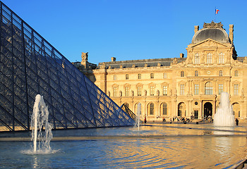 Image showing Louvre Museum, Paris
