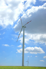 Image showing A wind turbine