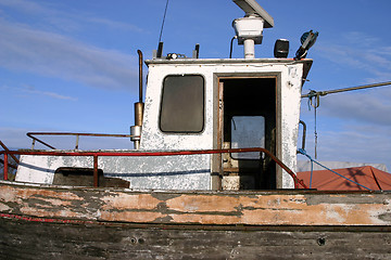 Image showing old boat ashore