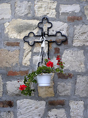 Image showing Cross and Pot