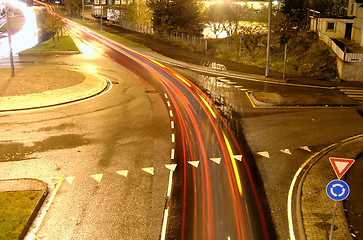 Image showing light trails in roundabout