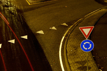 Image showing roundabout single car