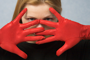 Image showing red gloves